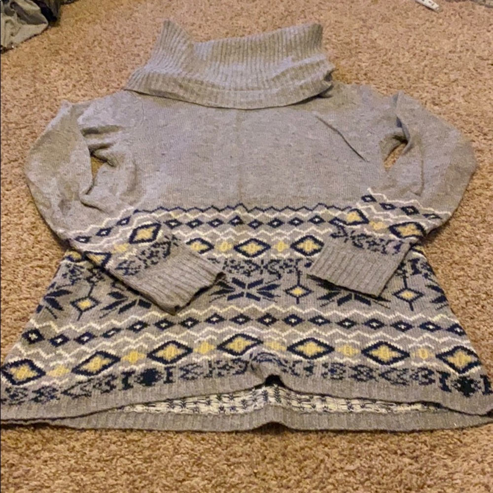 Sweater with oversized turtleneck